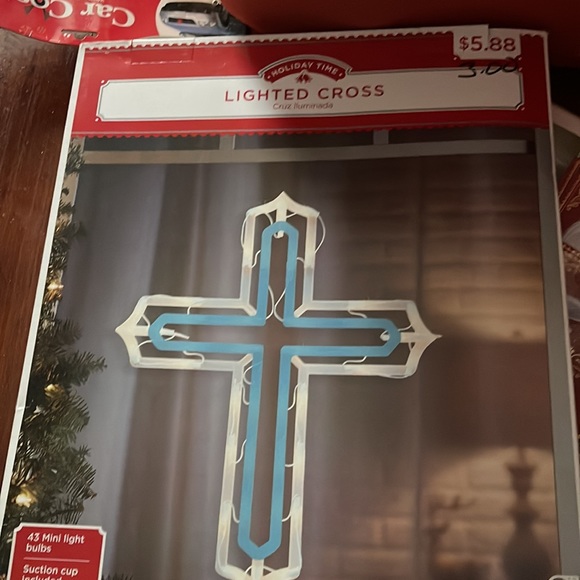 1lighted Christmas Tree 2 lighted Christmas tree no assembly required - Picture 3 of 4